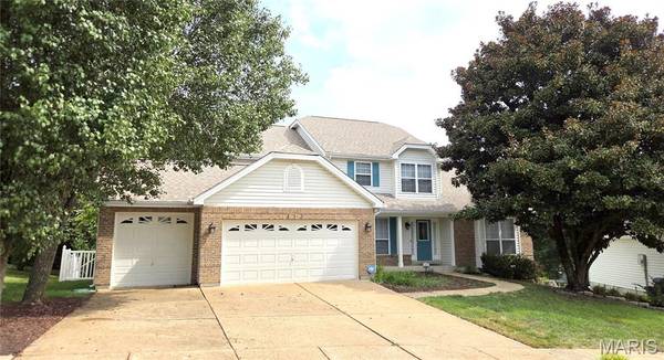 413 Roosevelt Woods CT, Fenton, MO 63026
