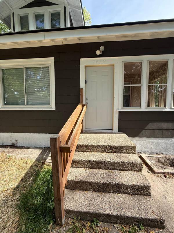 2439 15th AVE S, Minneapolis, MN 55404