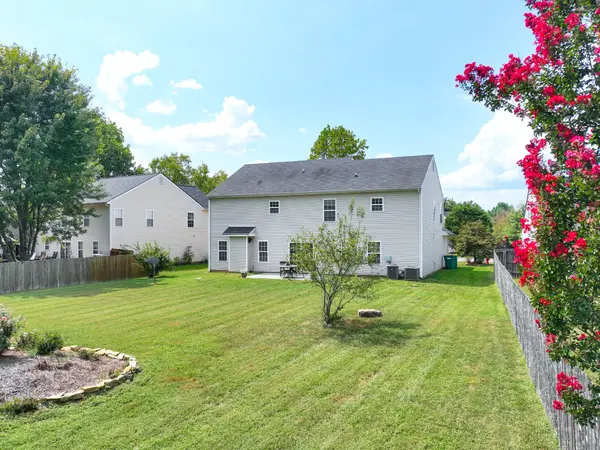 3007 Commonwealth Dr, Spring Hill, TN 37174