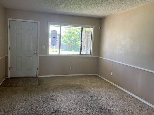 3127 S Bunker Hill, Wichita, KS 67210-0000