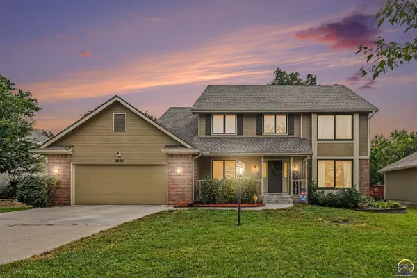 3220 SW Mowbray RD, Topeka, KS 66614