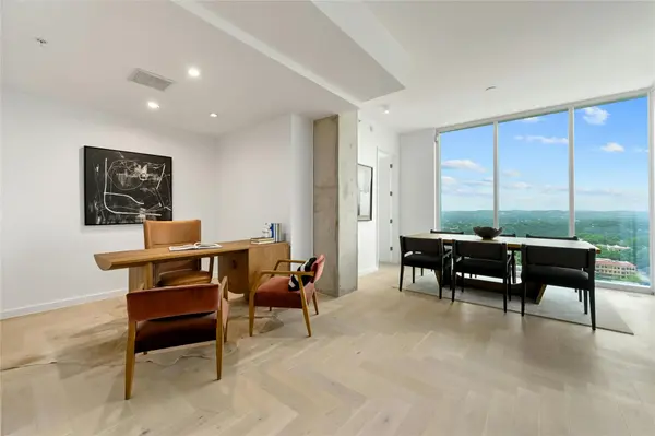313 W 17th ST #2204, Austin, TX 78701