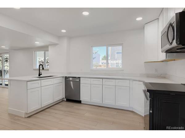 7450 S Ivy, Centennial, CO 80112
