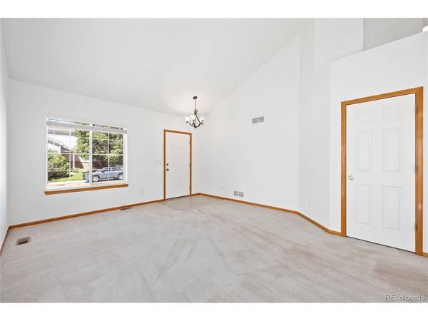6452 Old Divide, Parker, CO 80134