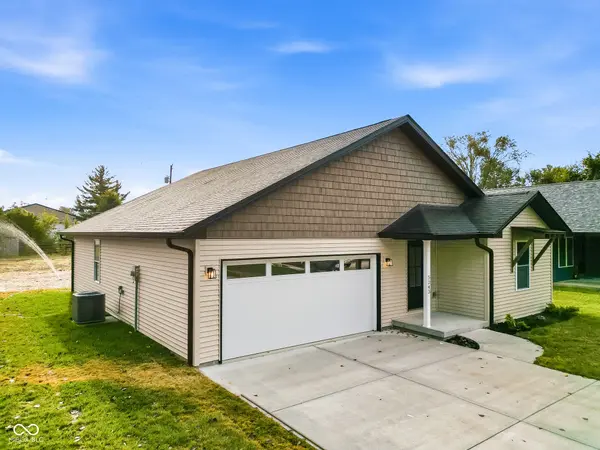 5243 N Vance ST, Columbus, IN 47201