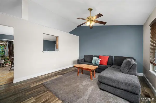 906 Warrior RDG, Warrenton, MO 63383