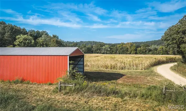 56 Osage Meadows LN, Bland, MO 65014