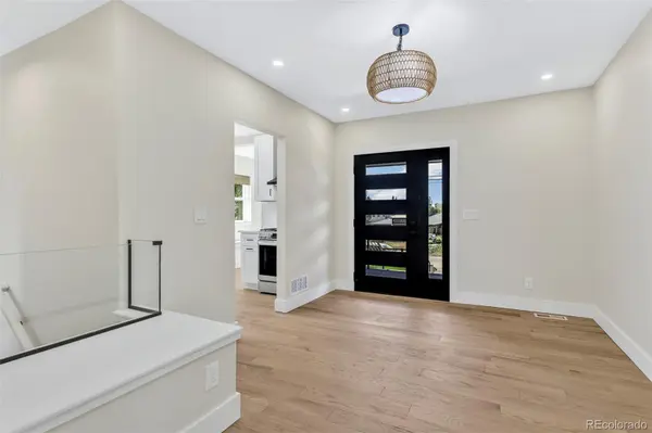 155 Colorado BLVD, Denver, CO 80206