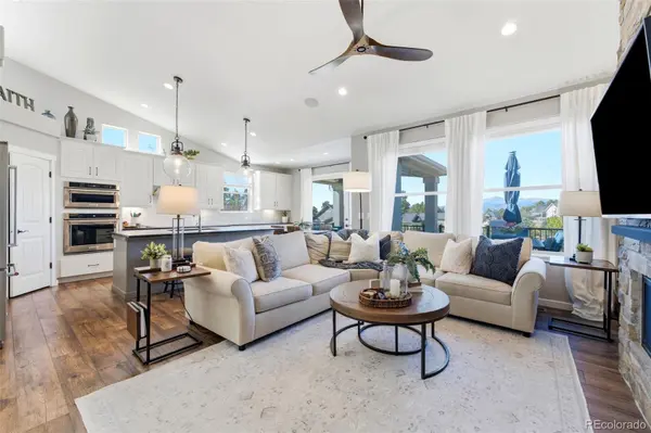 1386 Catnap LN, Monument, CO 80132