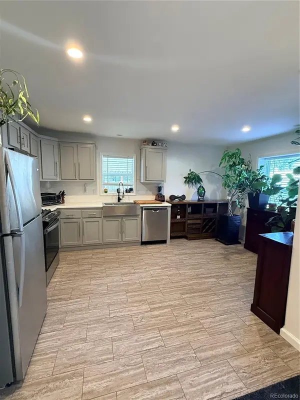 3650 S Federal blvd, Englewood, CO 80110