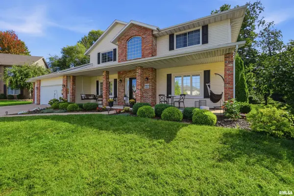 10600 N STRAWN CT, Peoria, IL 61615