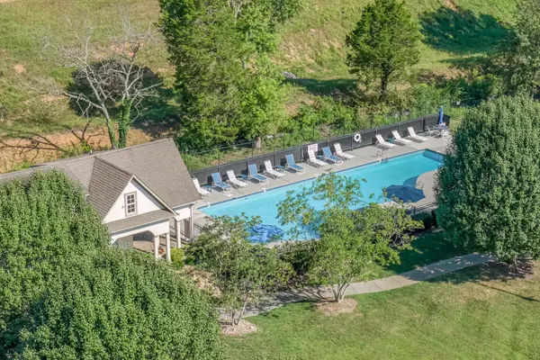 506 Katerina Dr, Morristown, TN 37814