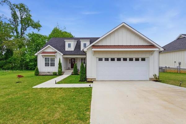 514 Cottage Way, Cookeville, TN 38506