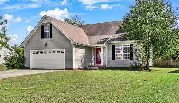 1967 Whirlaway Cir, Clarksville, TN 37042