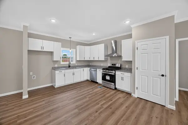208 E Crawford Ave, Monterey, TN 38574