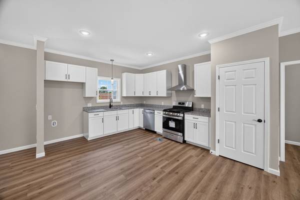 208 E Crawford Ave, Monterey, TN 38574