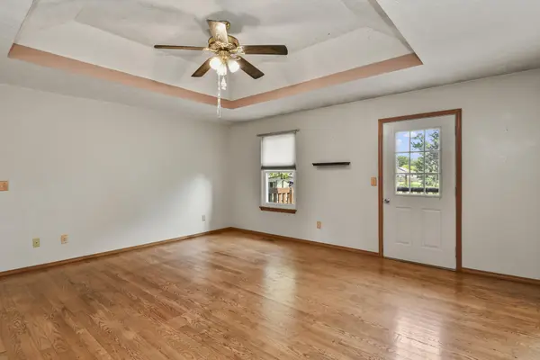 221 E New Melville RD, Willard, MO 65781