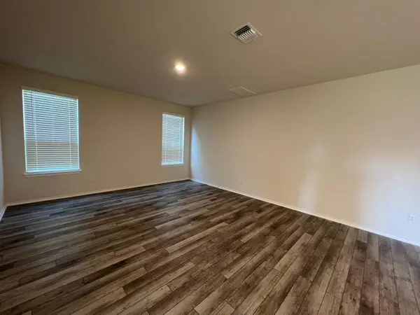 40 Pacific Loon ST, Leander, TX 78642