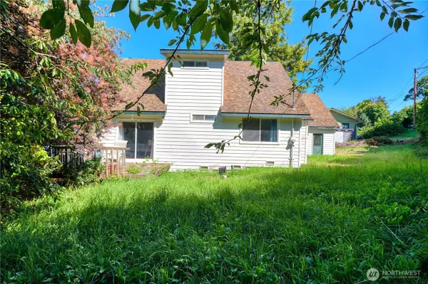 2145 Fir ST, Point Roberts, WA 98281