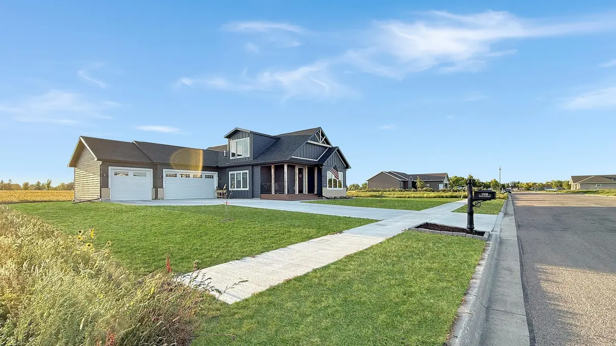 1508 Ellis AVE, Marshall, MN 56258