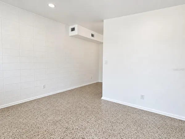 1605 DAUPHIN LN, Orlando, FL 32803