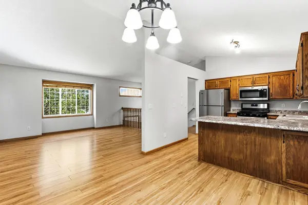 405 5th ST NW, Saint Michael, MN 55376