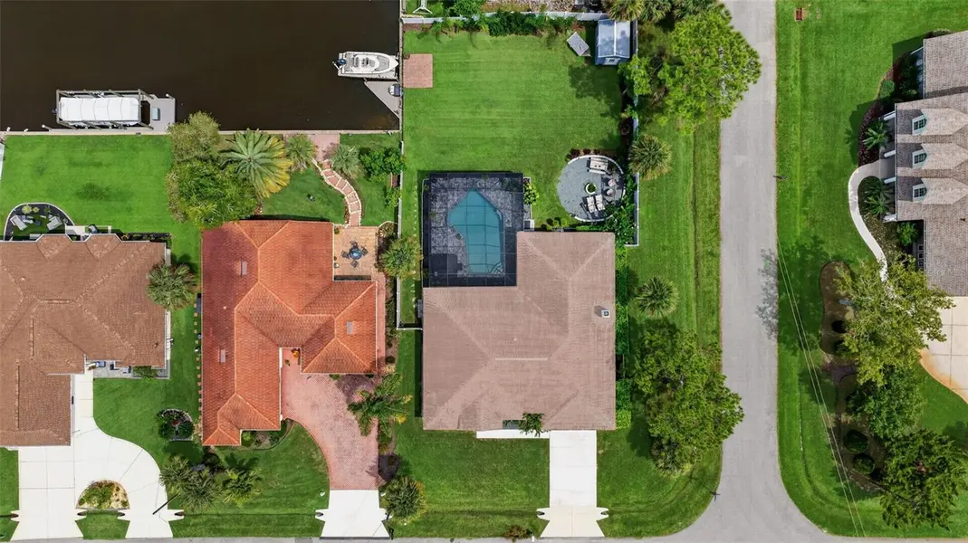 16 CHERRYTREE CT, Palm Coast, FL 32137