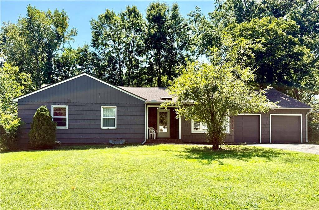 6917 W 69* ST, Overland Park, KS 66204