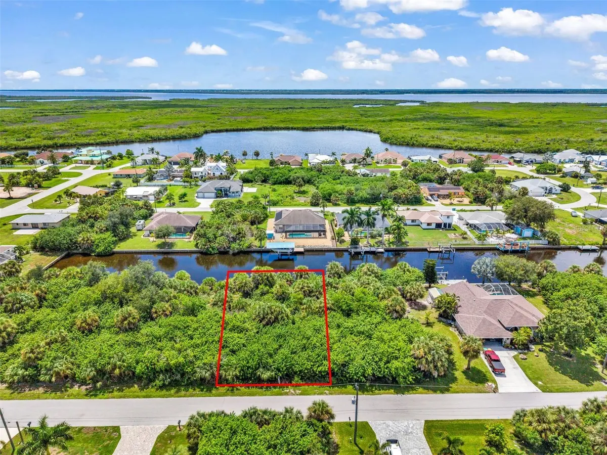 17157 CANARY LN, Port Charlotte, FL 33948