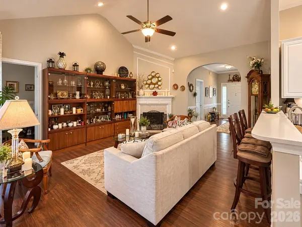2444 Brathay CT, Charlotte, NC 28269