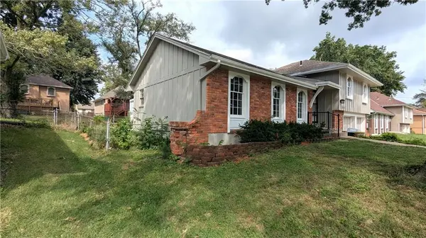 8116 E 96th TER, Kansas City, MO 64134