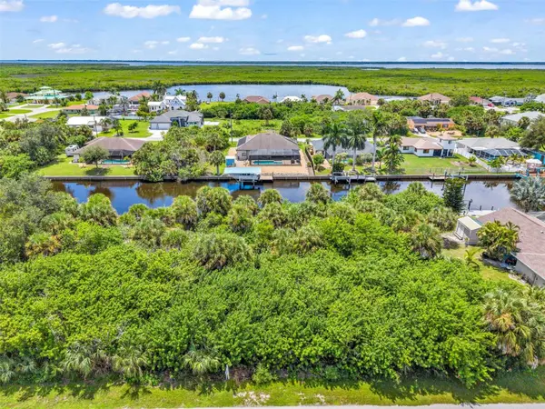 17157 CANARY LN, Port Charlotte, FL 33948