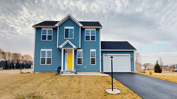 219 Deer Run TRL, Poplar Grove, IL 61065