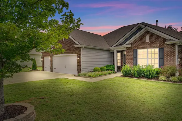 1012 Webbs Retreat Ln, Murfreesboro, TN 37128