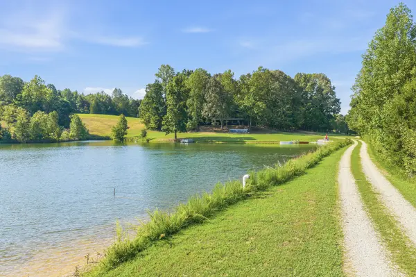 241 Peterson Loop, Holladay, TN 38341