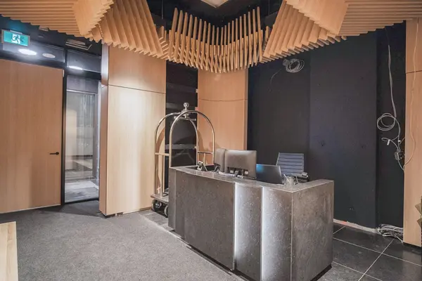 35 Mercer ST #3612, Toronto C01, ON M5V 0V1