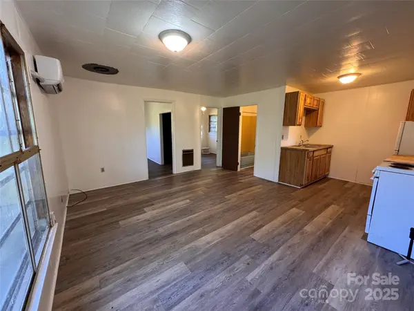 84 Pelohi Cove RD, Bryson City, NC 28713