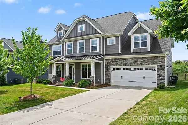 2843 Shumard DR, Gastonia, NC 28054