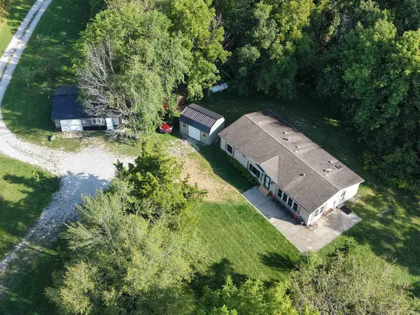 6890 E County Road 800 North ***, Bainbridge, IN 46105
