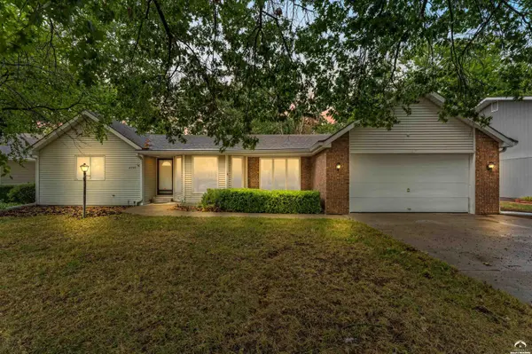 2709 Lawrence AVE, Lawrence, KS 66047