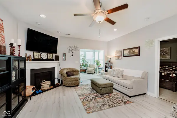 4142 Cairo WAY, Avon, IN 46123