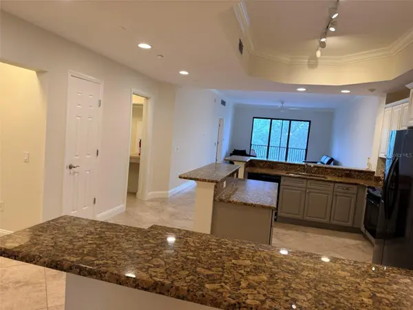 7702 LAKE VISTA CT #303, Lakewood Ranch, FL 34202