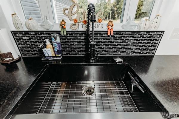 25925 Springfield RD, Waynesville, MO 65583