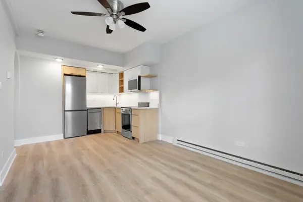 1634 W HOWARD ST #206, Chicago, IL 60626