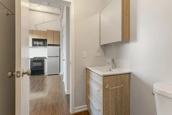 5718 N Winthrop AVE #607, Chicago, IL 60660