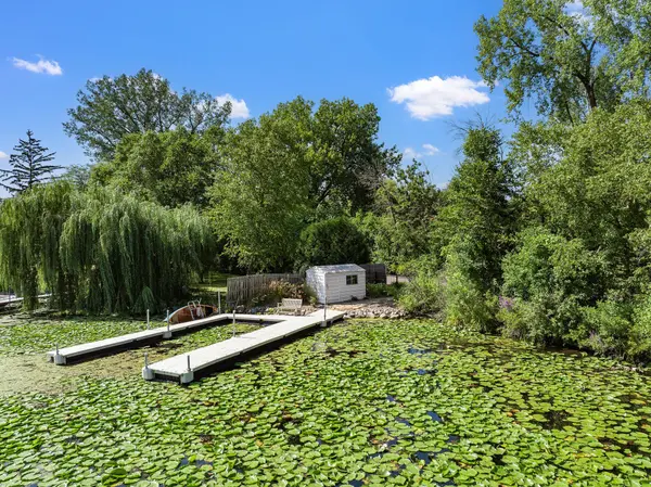 1070 Ferndale RD W, Wayzata, MN 55391