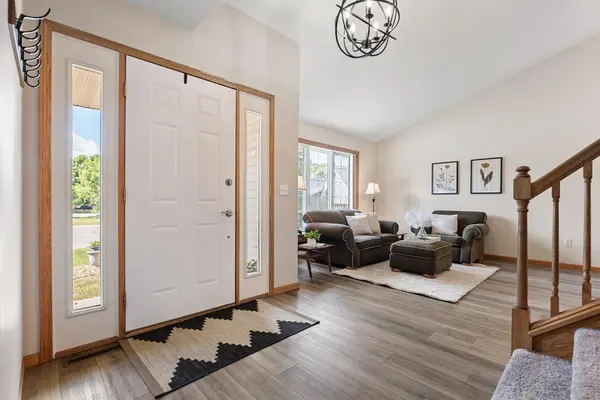 6300 91st TRL N, Brooklyn Park, MN 55445