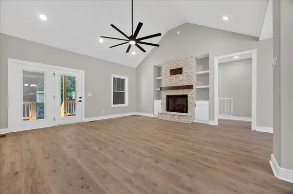 4973 Hunter Rd, Southside, TN 37171