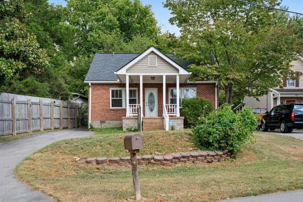 226 54th Ave #N, Nashville, TN 37209