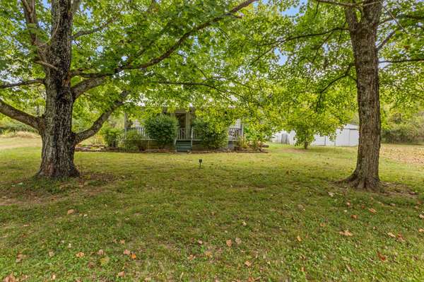 2174 Tinnin Rd, Goodlettsville, TN 37072